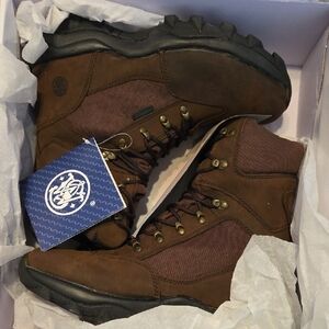 Smith & Wesson "The Outdoorsman" Rugged Brown Men's Outdoor Boots